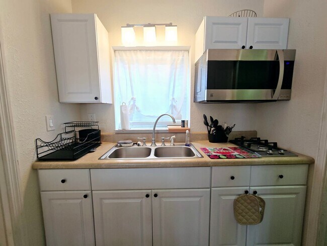 Foto del edificio - 4805 Valhalla Ln