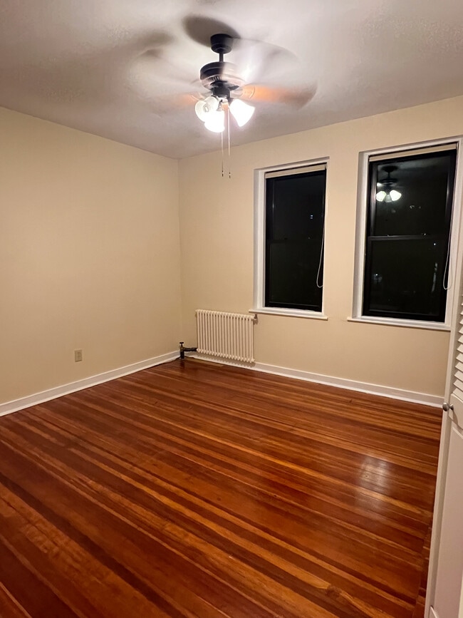 Foto del edificio - 1400 Commonwealth Ave