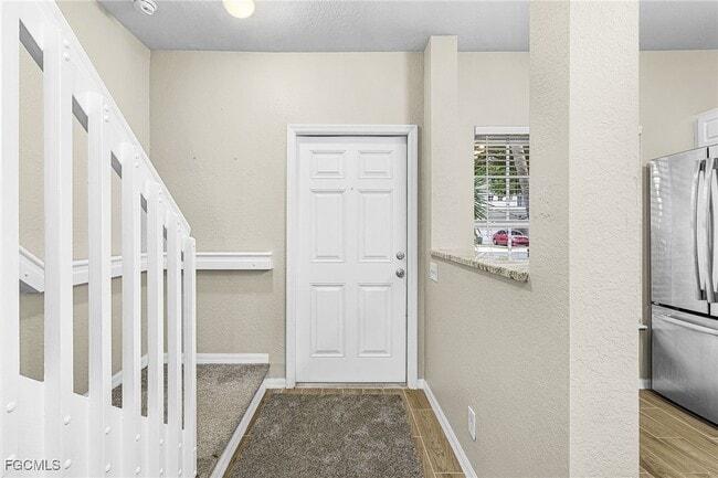 Foto del edificio - 10094 Poppy Hill Dr