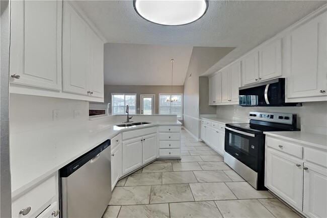 Building Photo - 129 Graybrook Ct