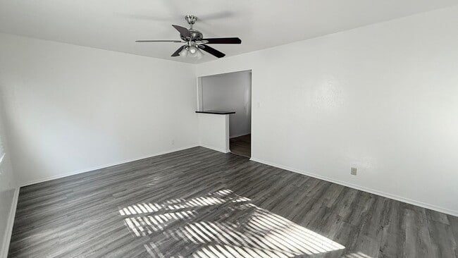 Photo - 922 Fargo Ave House