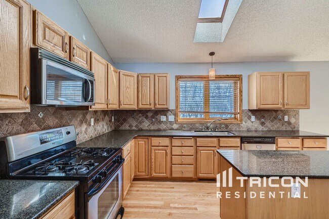 Foto del edificio - 18705 37th Ave N