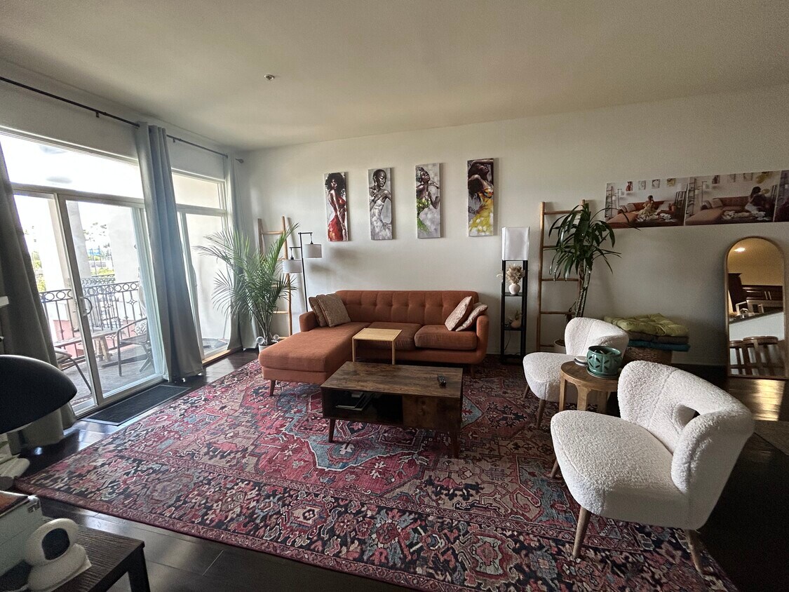 Photo - 3750 Santa Rosalia Dr (Los Angeles, CA)