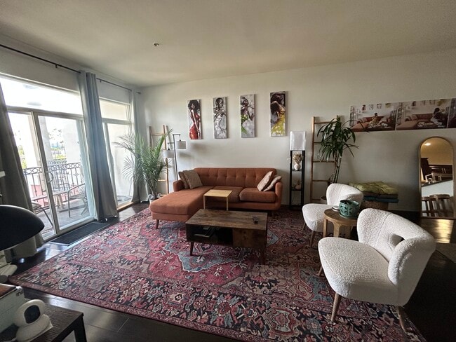 Photo - 3750 Santa Rosalia Dr Apartment