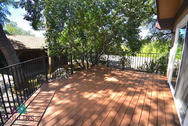 Foto del edificio - Comfortable 2-Bedroom Home in Lake Wildwood