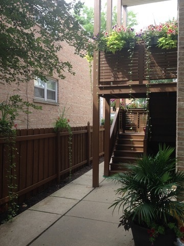 Primary Photo - 8151 Kilpatrick Ave