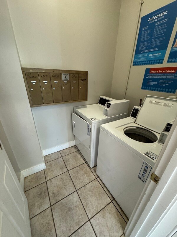 Foto del edificio - 622 Price St