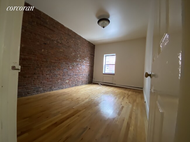 Building Photo - 258 Wyckoff St