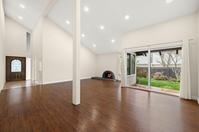 Foto del edificio - 782 Silver Cloud St