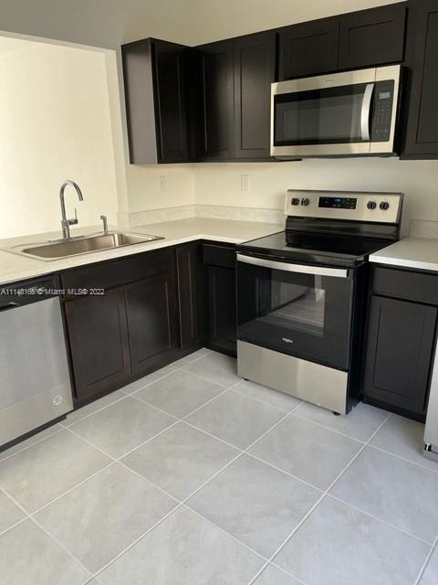 Foto del edificio - 492 NE 5th Terrace