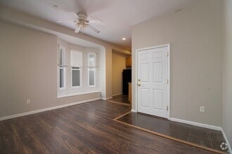 Building Photo - 544 S 49th St