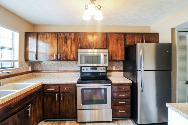 Foto del edificio - 2510 Hidden Cove Ct