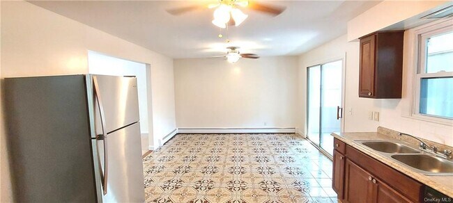 Building Photo - 125 Washington Ave N