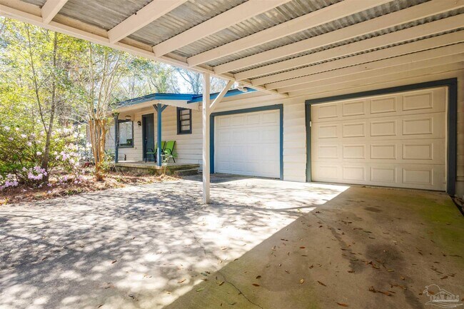 Foto del edificio - 10001 Chemstrand Rd