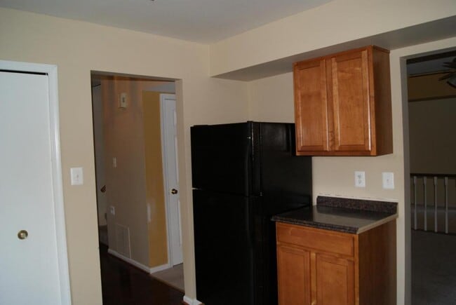 Building Photo - 9156 Stevens Ct
