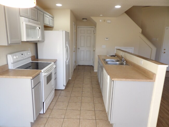 Building Photo - 3812 Packers Point