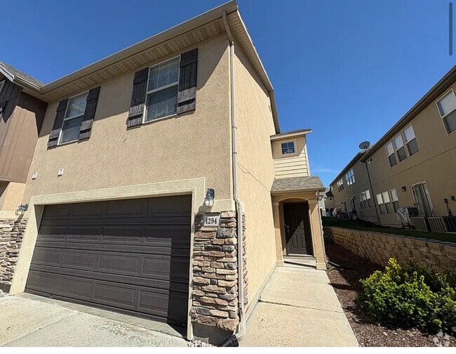 Building Photo - 1294 Willow Way