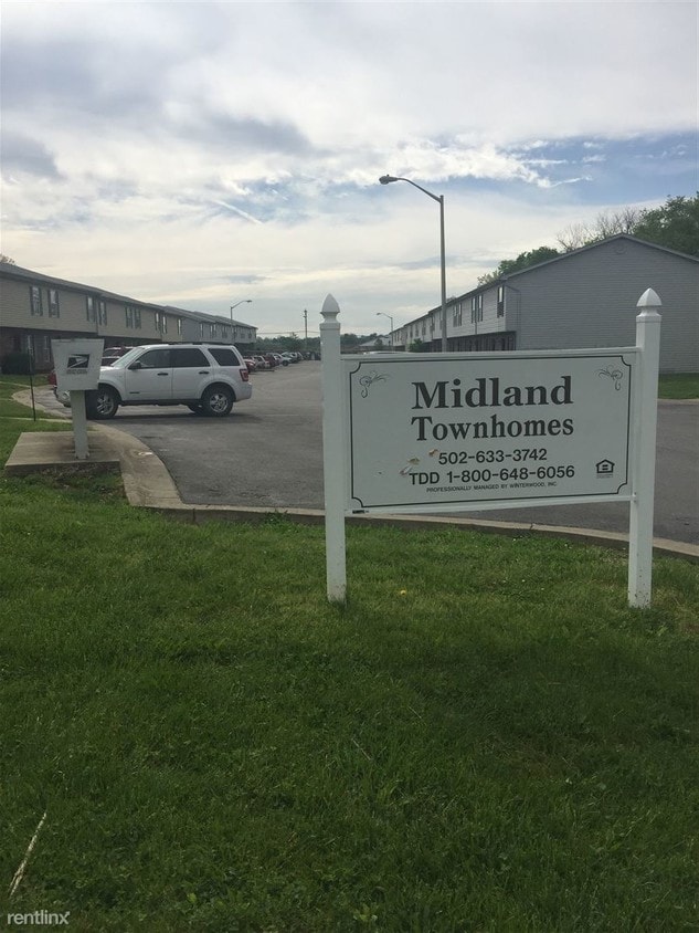 Building Photo - 452 Midland Blvd