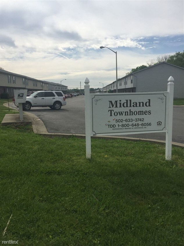 Foto del edificio - 452 Midland Blvd
