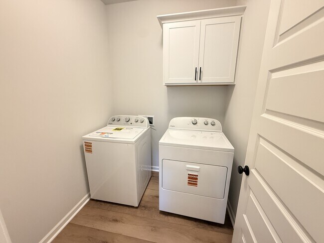 Foto del edificio - 16541 Aspen Ln
