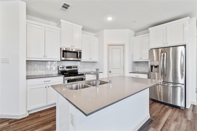 Foto principal - 5112 Heritage St