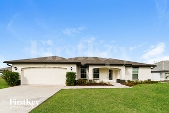 Building Photo - 617 SW 13th Terrace