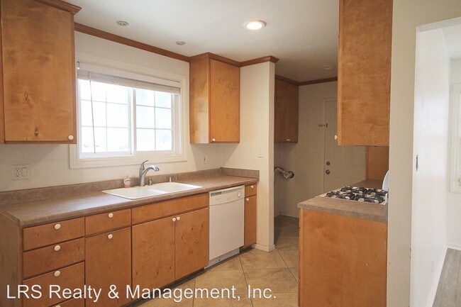 Building Photo - 3 br, 2 bath House - 2356 Lupin Street