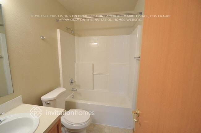 Building Photo - 13015 120th Ave E