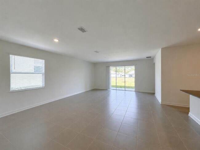 Foto del edificio - 4619 Wandsworth Wy