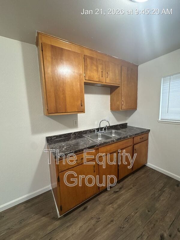 Building Photo - 2016 North Ave