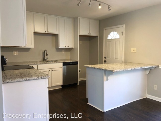 Building Photo - 4 br, 2 bath House - 493 Evergreen Dr.