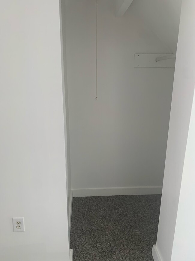 Building Photo - 804 Force Ave