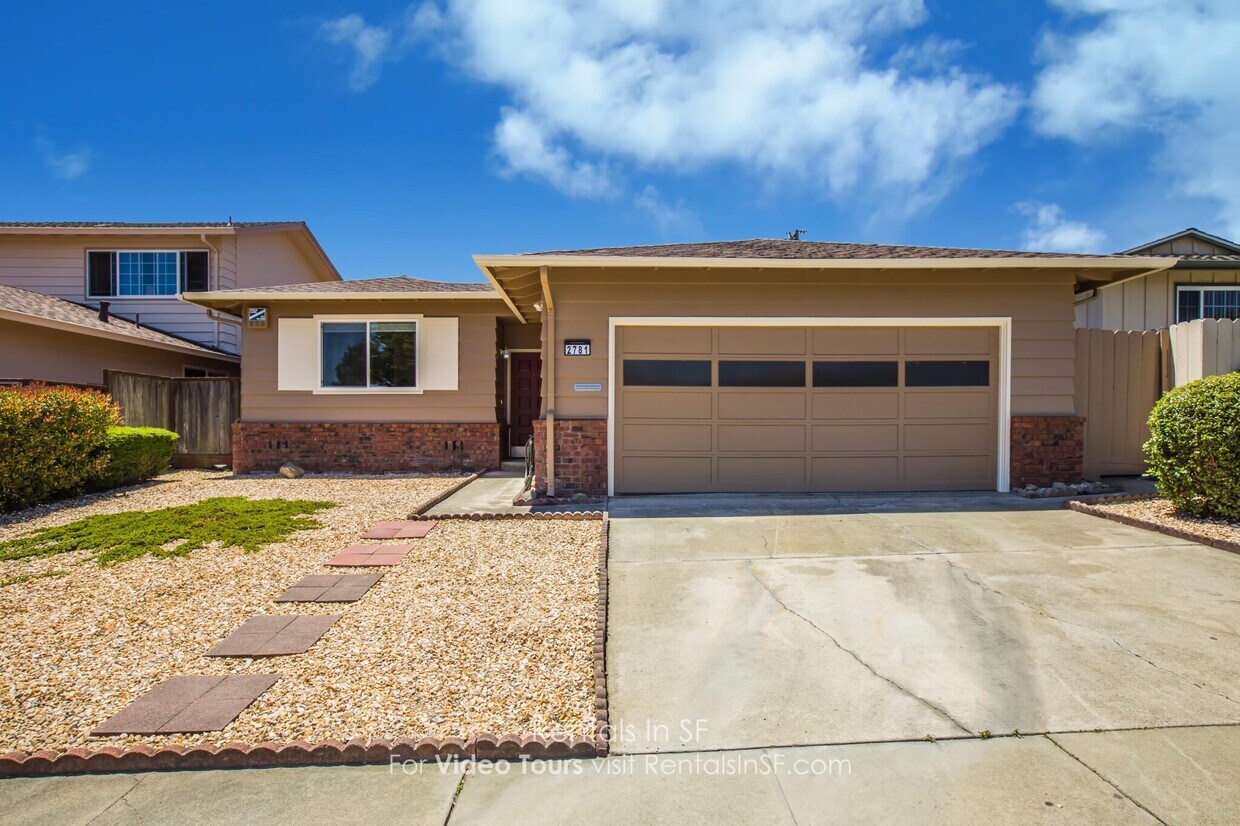 Primary Photo - 2781 Muirfield Cir