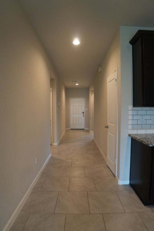 Building Photo - 29627 Juntti Park Ct