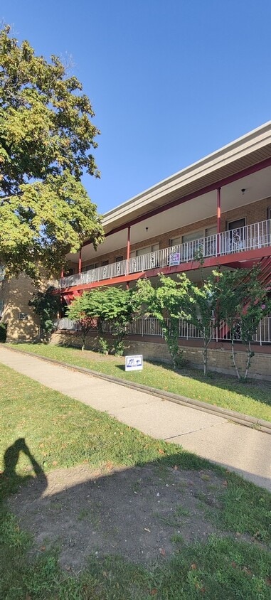 Primary Photo - 6815 32nd St