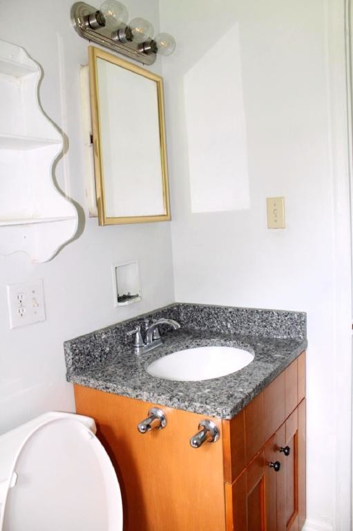 Building Photo - 302 Allred Pl Unit B