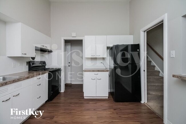 Building Photo - 15138 Meadow Lane