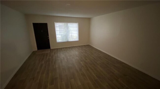 Foto del edificio - 5269 SW 40th Ave