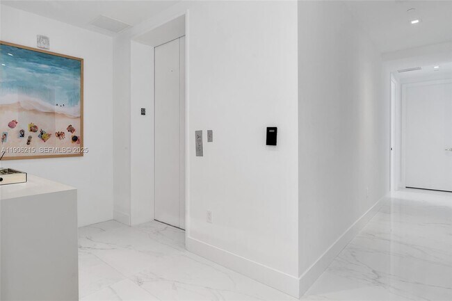 Foto del edificio - 16901 Collins Ave