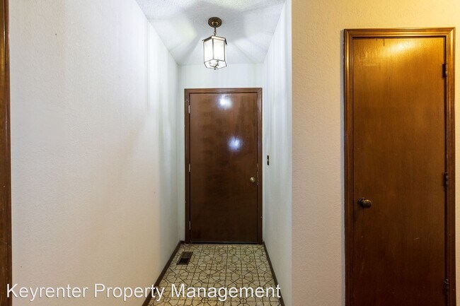 Foto del edificio - 3 br, 2.5 bath House - 7128 S Darlington Ave