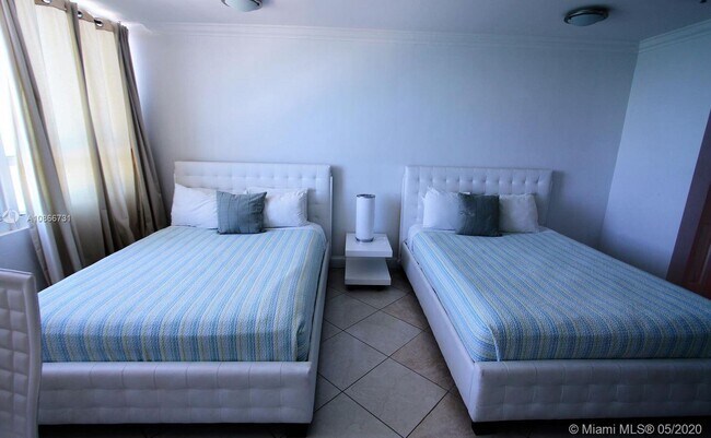 Foto del edificio - 5445  Collins Ave  1624 Miami Beach Fl 33140