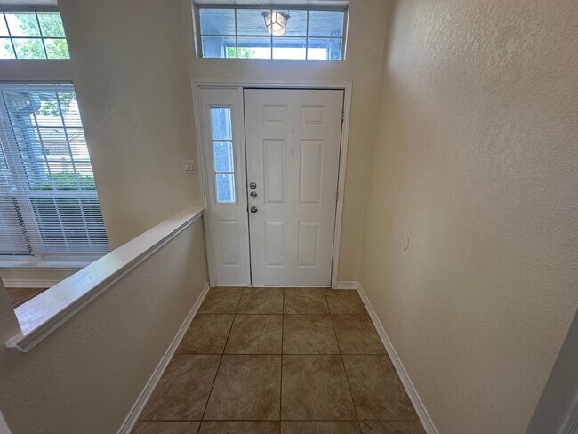 Foto del edificio - AVAILABLE NOW; APPLY TODAY AT OUR WEBSITE!!