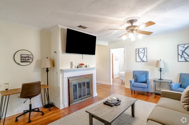 Building Photo - 2861 Potter Dr