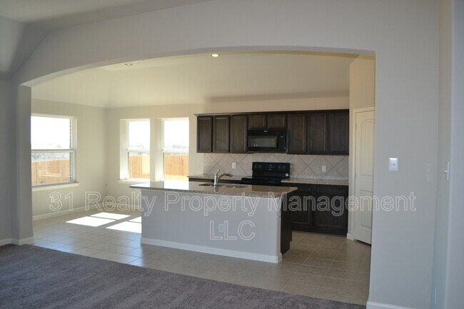 Foto del edificio - 5090 Royal Springs Dr