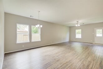 Building Photo - 6026 Burnet Bend Ave