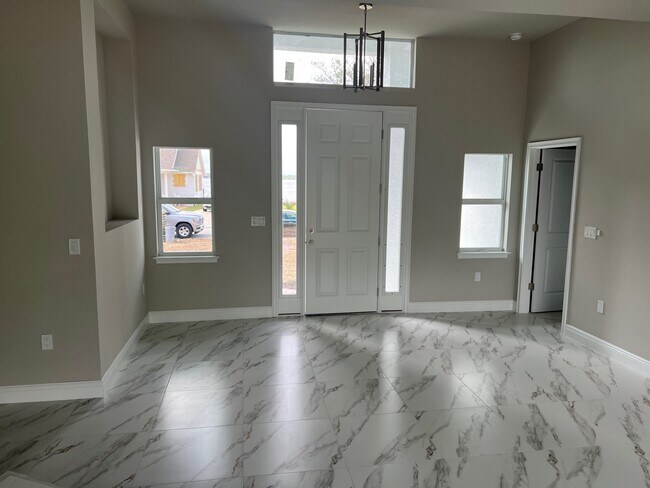 Foto del edificio - 12314 Lackawanna Ln