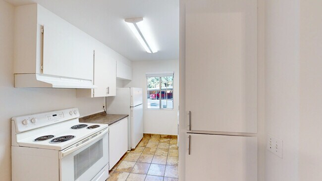 Building Photo - 18235 Happy Ln