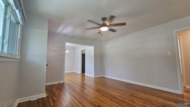 Foto del edificio - 3725 Broadmor Rd NW