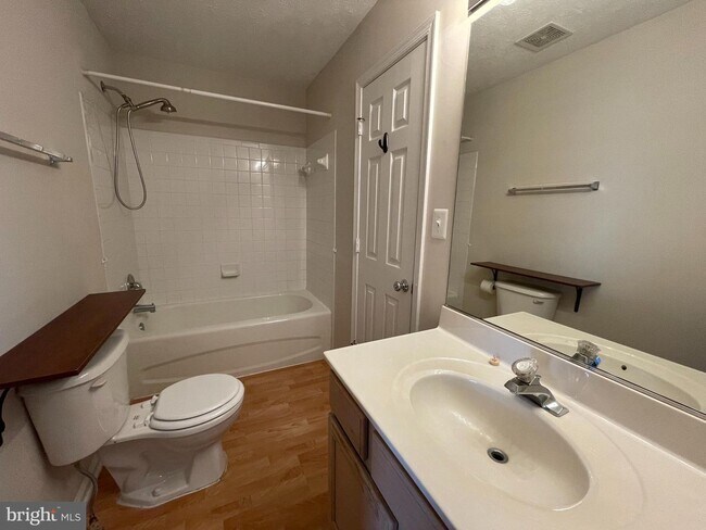 Foto del edificio - 506 Kensington Dr