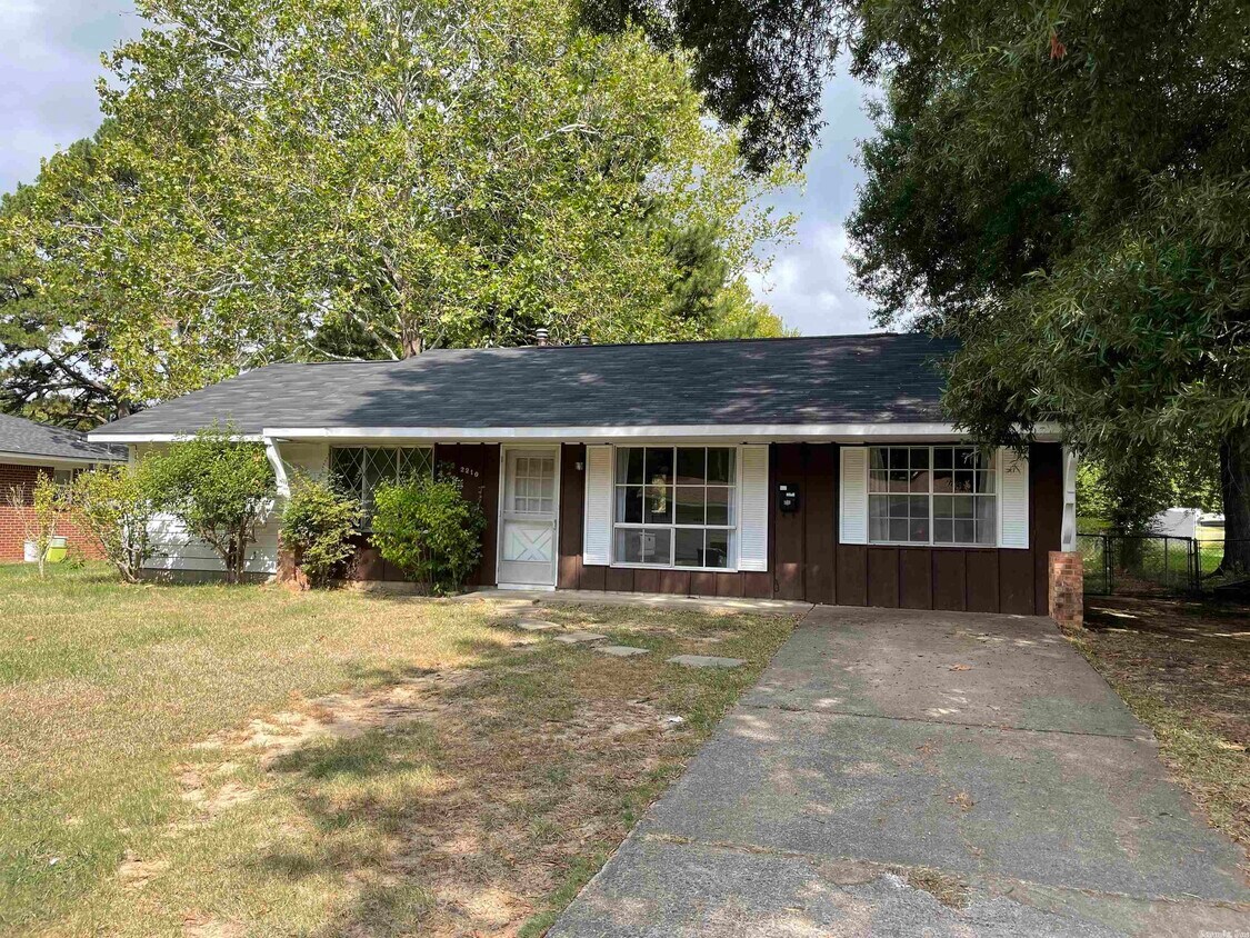 2210 Broadview Ave, Conway, AR 72034 House Rental in Conway, AR